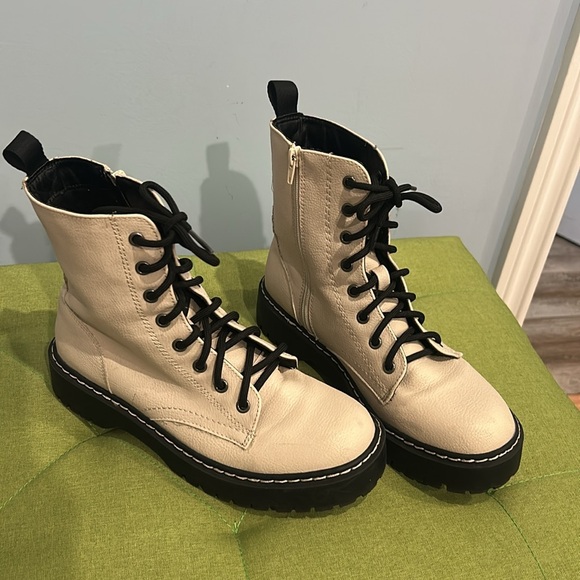 Sincerely Jules Harley Leather Moto Boots - Picture 11 of 11